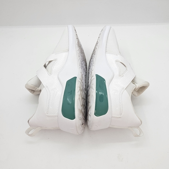 Nike Air Max Bella TR 5 Women’s Workout Shoes White/Bicoastal/Gold (DD9285-106) - Picture 5 of 10